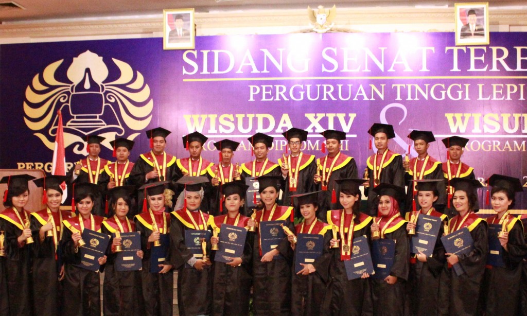 wisuda XIV Diploma III & Wisuda XI Sarjana 2015 – Perguruan Tinggi LEPISI